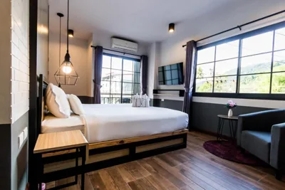 Deluxe-Doppelzimmer mit Balkon — PP GRAND KAMALA HOTEL